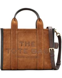 Marc Jacobs - La Traduzione Di "The Suede Small Tote Bag" Dall'Italiano All'Inglese È "The Suede Small Tote Bag" - Lyst
