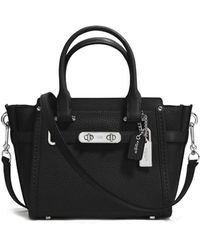 COACH Swagger 21 Carryall In Pebble Leather - Black