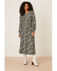 Dorothy Perkins - Mono Zebra Print Long Sleeve Shirred Midi Dress - Lyst