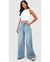 Boohoo - Petite Vintage Wash Relaxed Straight Leg Jeans - Lyst