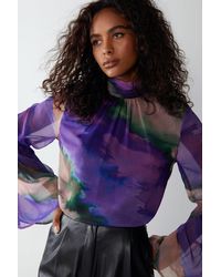 Warehouse - Ombre Stripe Printed Flare Sleeve Top - Lyst