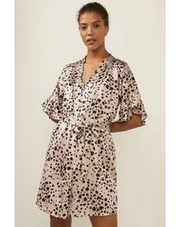 Oasis - Frilled Spot Printed Satin Robe - Lyst