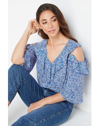 Wallis - Blue Ditsy Ruffle Cold Shoulder Top - Lyst