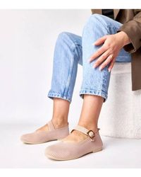 Love Lace - Elegant Ballet Flats With Strap Buckle Pointed Toe Low Heel - Lyst