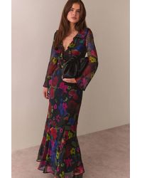 Warehouse - Petite Premium Dispersed Floral Maxi Dress - Lyst