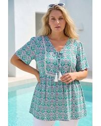 Roman - Curve Tie Front V-Neck Boho Printed Top - Lyst