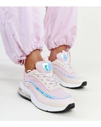 Love Lace - Sport Sneakers Hologram Effect Lace Up Rounded Toe Rubber Sole - Lyst