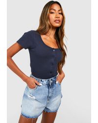 Boohoo - Ribbed Button Down Short Sleeve Scoop T-shirt - Lyst