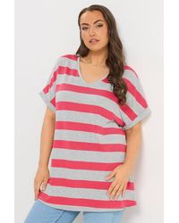 Yours - Stripe V-Neck T-Shirt - Lyst