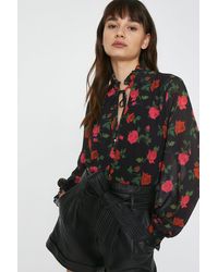 Warehouse - Tie Neck Blouse In Floral - Lyst