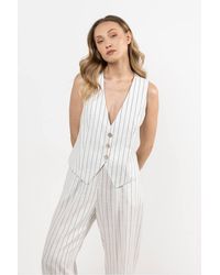 Love Lace - Linen V Neck Vest With Delicate Stripes - Lyst