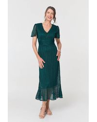 Izabel London - Lace Layered Short Sleeve Midi Dress - Lyst