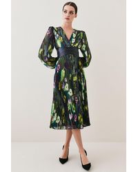 Karen Millen - Petite Floral Pleated Pu Woven Maxi Dress - Lyst