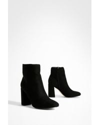Boohoo - Round Toe Block Heel Faux Suede Ankle Boots - Lyst