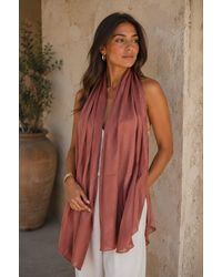 Lemon Daisy Accessories - Nada Lightweight Wedding Guest Luxury Scarf - Lyst