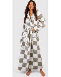 Boohoo - Tall Premium Checkboard Fleece Dressing Gown - Lyst