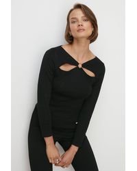 Oasis - Ring Detail Cut Out Knit Top - Lyst