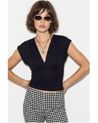 Bianco Lucci - Slim Fit V-Neck Jersey Blouse - Lyst