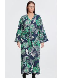 Karen Millen - Plus Size Batik Batwing Sleeve Woven Midi Dress - Lyst