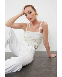 WOVCOR - Abstract Print Tie Detail Square Neck Fitted Crop Knit Blouse - Lyst
