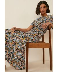 Oasis - Daisy Ditsy Printed Ruched Front Midi Dress - Lyst