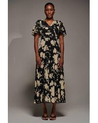 Jolie Moi - Chiffon Ruffle Sleeve Pleated Maxi Dress - Lyst