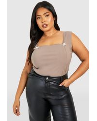 Boohoo - Plus Bow Detail Square Neck Top - Lyst