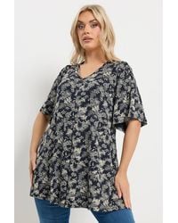 Yours - Leaf Print Pleat Front Top - Lyst