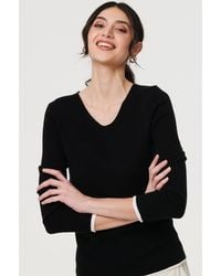 Izabel London - Contrast Trim V-Neck Knit Top - Lyst