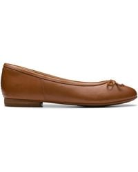 Clarks - Fawna Lily Tan Leather Ballerina - Lyst
