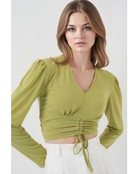 Bigdart - Textured V-Neck Crop Top With Ruffle Detail - Lyst