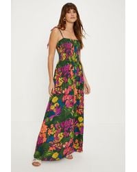 Oasis - Petite Tropical Print Crinkled Shirred Maxi Dress - Lyst