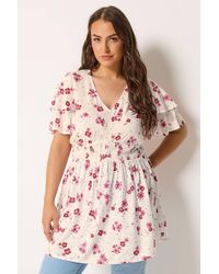 Yours - Floral Flutter Sleeve Top - Lyst