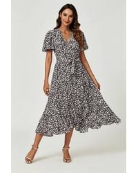 FS Collection - Floral Wrap Front Flutter Sleeve Midi Dress - Lyst