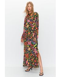 Warehouse - Petite Mixed Floral Flute Sleeve Jacquard Midi Dress - Lyst