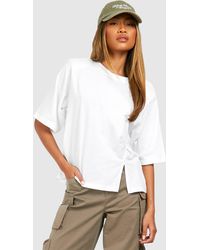 Boohoo - Boxy Oversized Knot Hem T-shirt With Shoulder Pads - Lyst
