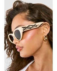 Boohoo - Nude Frame Cat Eye Sunglasses - Lyst