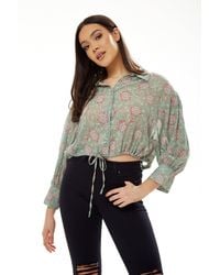Liquorish - Floral Print Crop Shirt Mint - Lyst