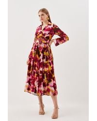 Karen Millen - Petite Abstract Print Pleated Long Sleeve Maxi Dress - Lyst