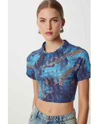Happiness İstanbul - Abstract Print Short Sleeve Slim Fit Crop Blouse - Lyst