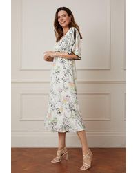 Wallis - Floral Contrast Piping Angel Sleeve Midi Dress - Lyst