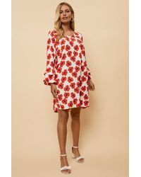 Wallis - Petite Ruffle Sleeve Vneck Floral Shift Dress - Lyst