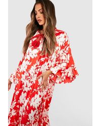 Boohoo - Floral Print Ruffle Detail Maxi Dress - Lyst