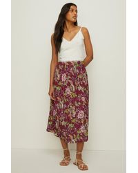 Oasis - Petite Berry Floral Printed Pleated Skirt - Lyst