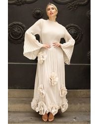 CY - 3D Floral Appliqué Pleated Maxi Dress With Statement Flare Sleeves - Lyst