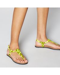 faith wetty sandals