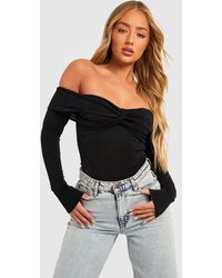 Boohoo - Off The Shoulder Twist Front One Piece - Lyst