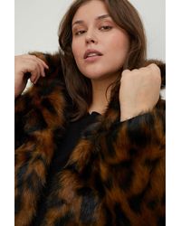 Oasis - Plus Size Animal Faux Fur Collared Coat - Lyst