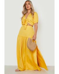 Boohoo - Plus Tie Front Top & Tiered Maxi Skirt Co Ord - Lyst