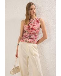 WOVCOR - Floral Ruched Sleeveless Asymmetric Blouse Top - Lyst